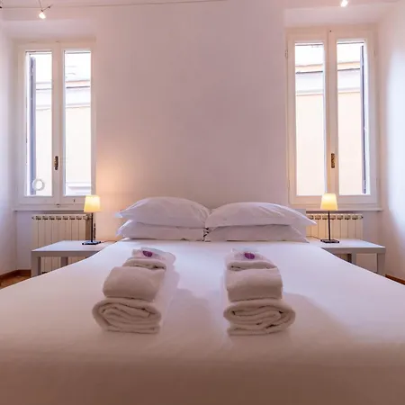 Apartment Attico Minerva Con Due Terrazze Rome
